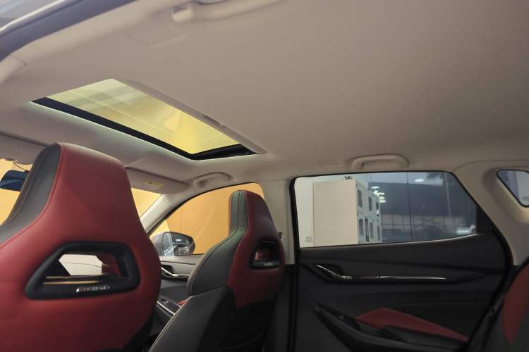 Used CHANGAN OSHAN X5 2021 1.5T DCT Luxury Edition Headliner