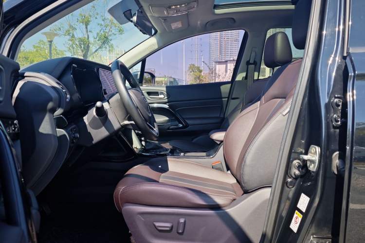 Used GAC Trumpchi GS4 2019 270T Automatic Two-Wheel Drive Luxury Smart Connectivity Model
