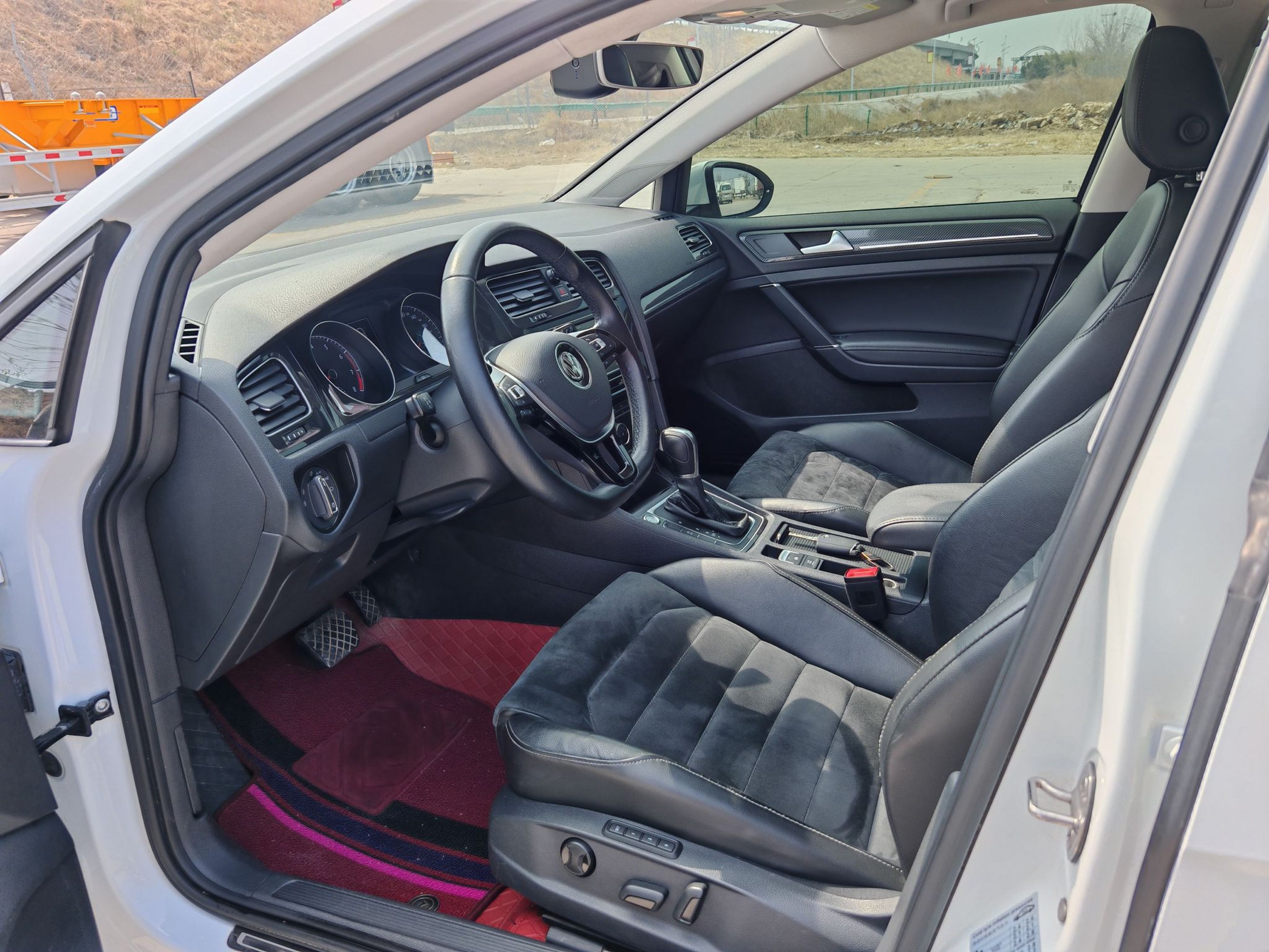 Interior delantero