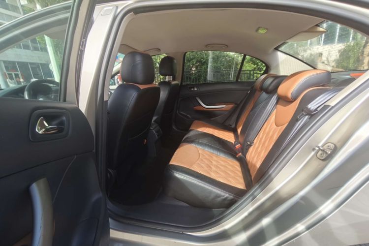 Used Peugeot 408 2013 2.0L Automatic Comfort Edition
