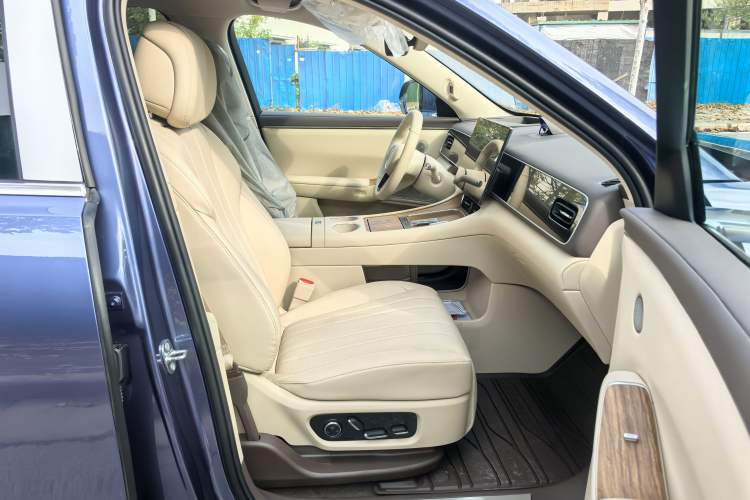 Used Hima AITO M7 2026 Model Range-Extending Max All-Wheel Drive 5-Seater Version
