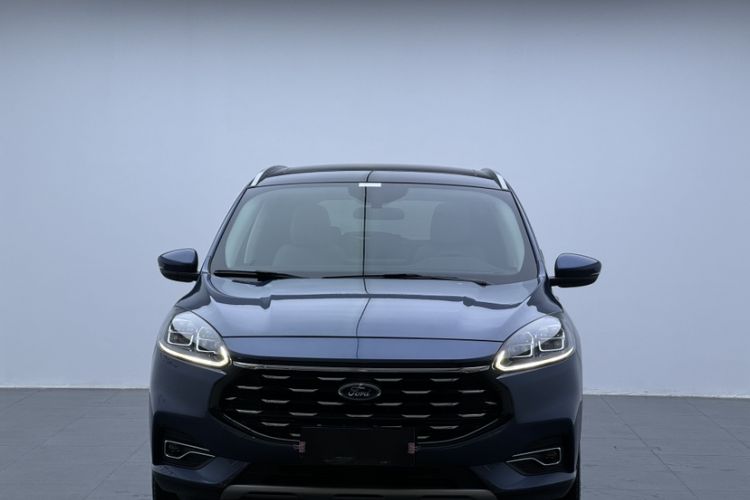 Used Ford Escape 2020 EcoBoost 245 Two-Wheel-Drive Titanium Edition