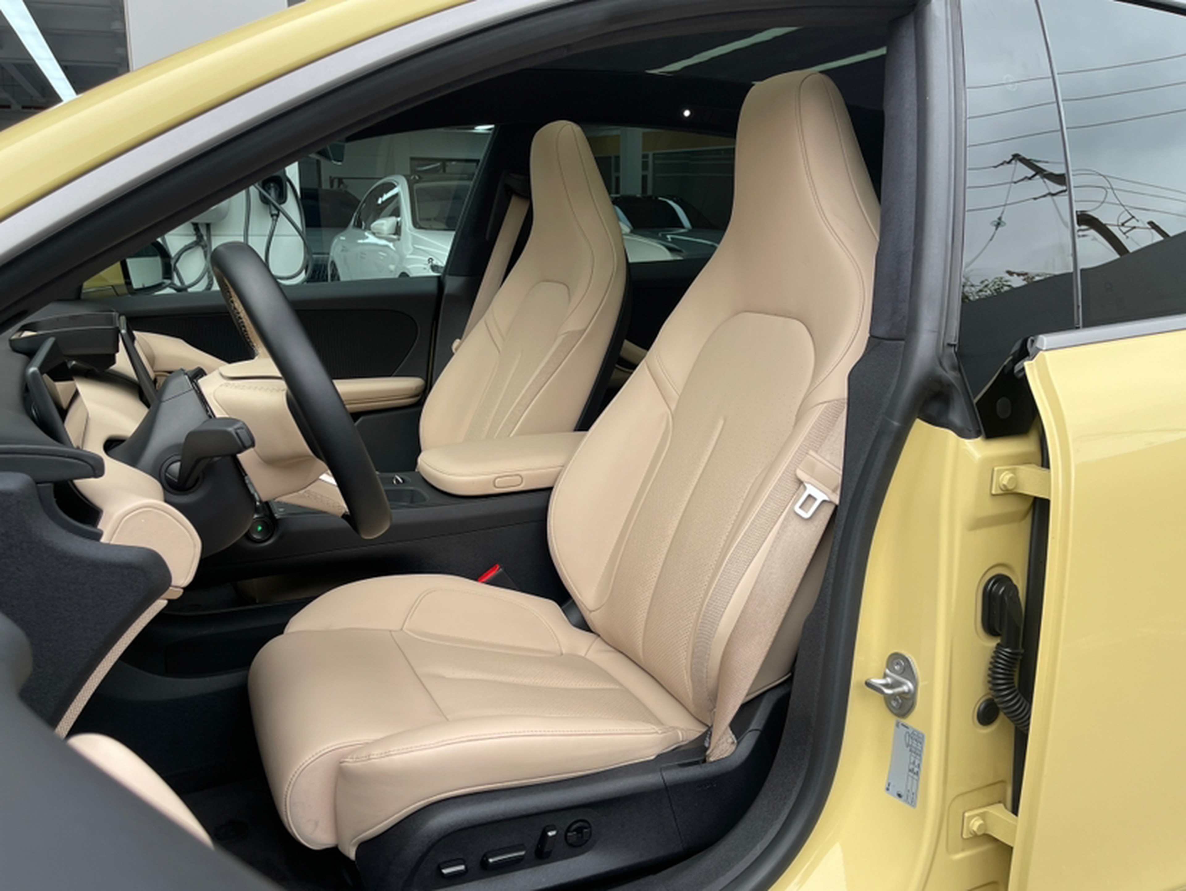 Avant de la voiture
