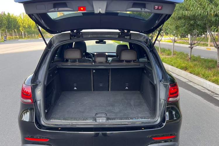 Used Mercedes-Benz GLC 2022 Second Facelift GLC 260 L 4MATIC Luxury Edition