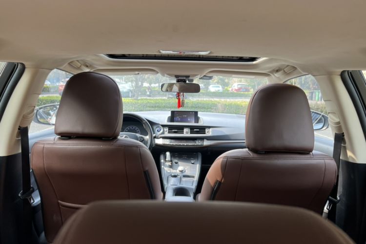 Used Lexus CT 2014 CT200h Comfort Edition Monochrome