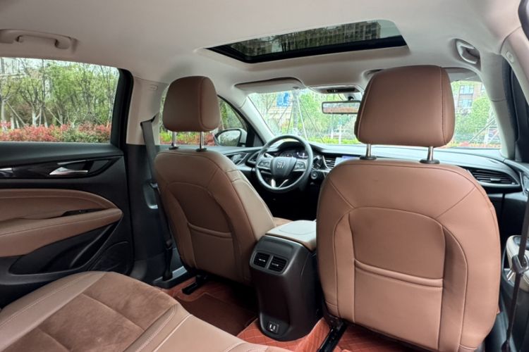 Used Buick Regal 2024 28T Luxury Edition Headliner