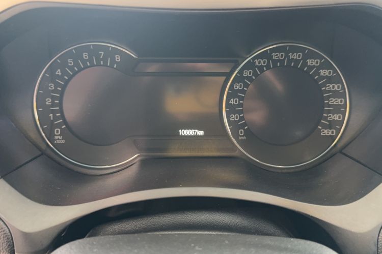 Used Lincoln MKZ 2019 2.0T Luxury Edition China VI Odometer Close Up