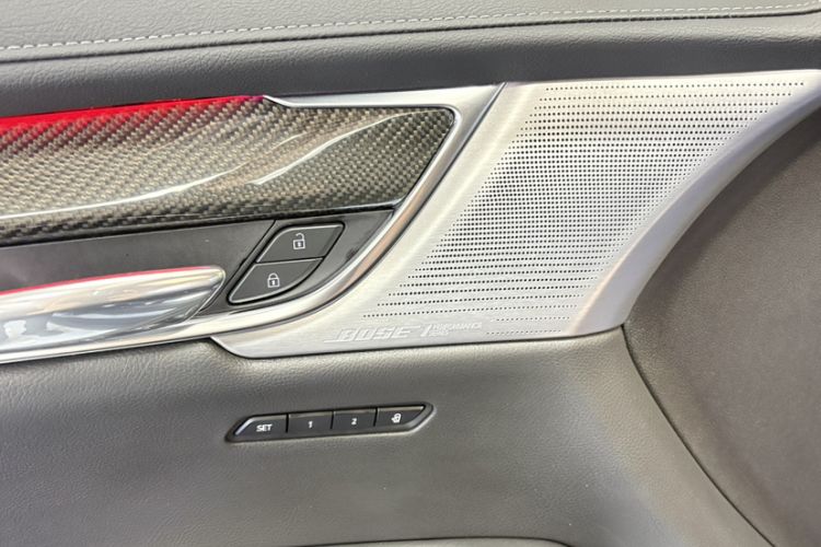 Used Cadillac XT6 2022 2.0T Six-Seater Four-Wheel-Drive Prestige Version