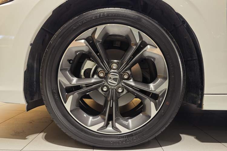 Used Honda Civic 2022 240TURBO CVT Dynamic Control Version