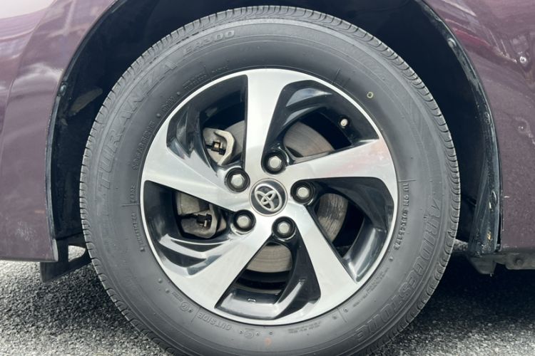 Used Toyota Levin 2017 Revised Dual-Engine 1.8H GS E-CVT Elite Sunroof Version China V Standard