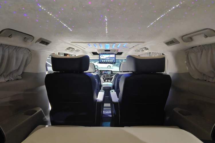 Used Buick GL8 2021 ES Landtrek 653T Comfort Edition
