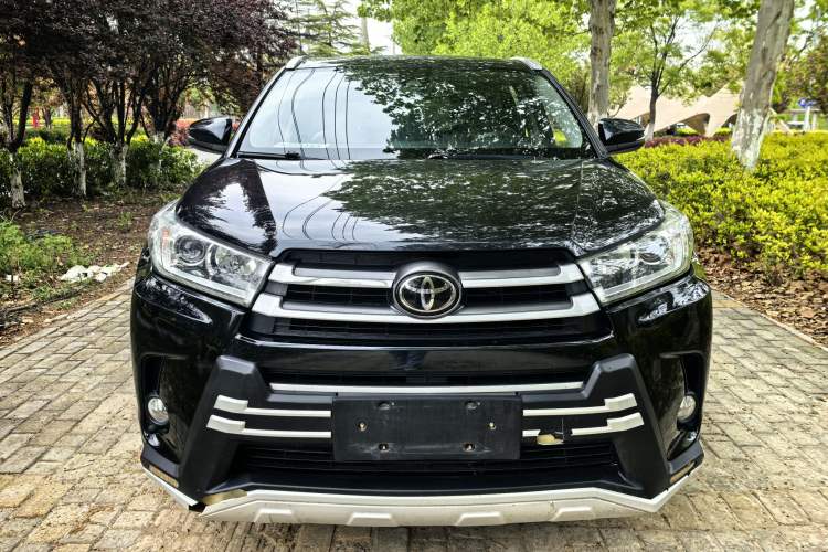 Used Toyota Highlander 2018 2.0T Four-Wheel Drive Luxury Edition 7 Seats China V Emission Standard Exterior 1