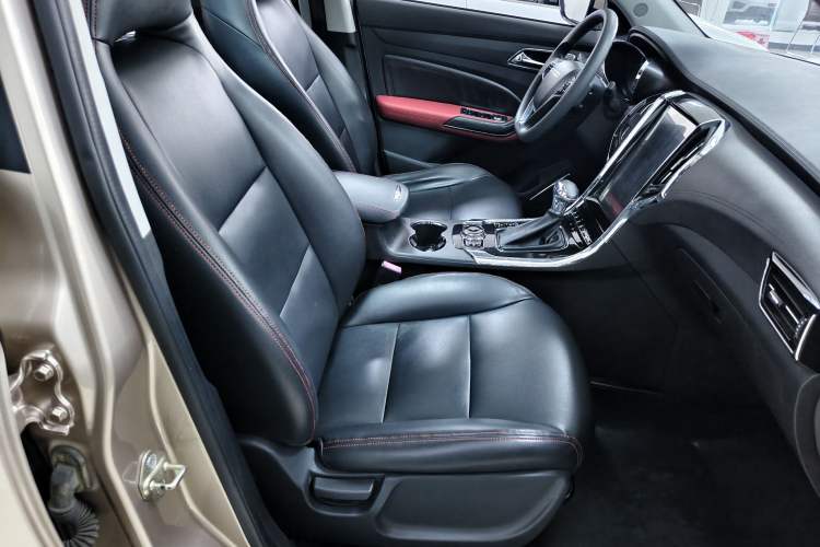 Used Leopaard CS9 2017 1.5L CVT Comfort Model
