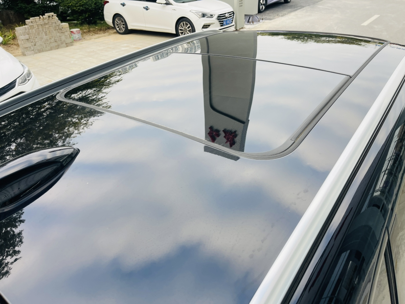 Hongqi HS3 PHEV 2025 Model 117km Jingwei Edition — снимка 7