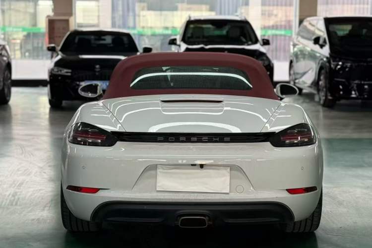 Used Porsche 718 2020 Boxster 2.0T Exterior 4