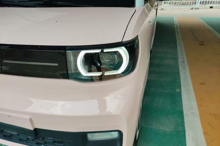 Used Wuling Hongguang MINIEV 2022 Macaron Premium Model – Lithium Iron Phosphate