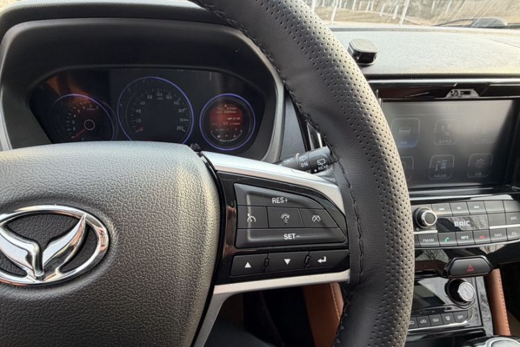 Used HYOSOW H5 2018 1.3T CVT Luxury Model Interior 7