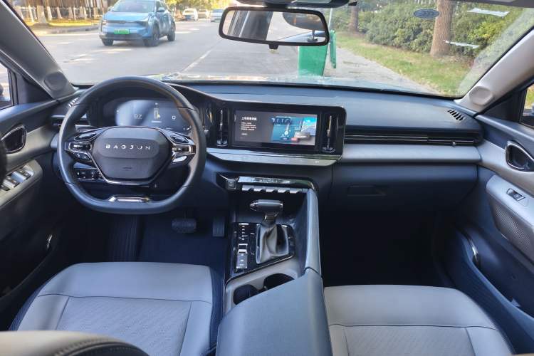 Used Baojun RC-5 2020 1.5T CVT Smart Shine Prestige Edition
