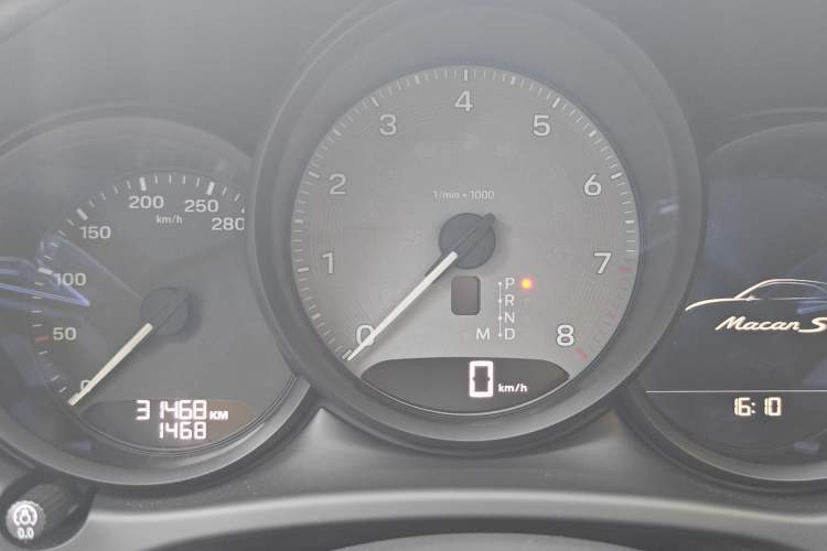 Used Porsche Macan 2022 Macan S 2.9T
