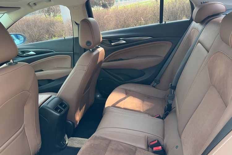 Used Buick Regal 2019 20T Elite Version China VI Standard
