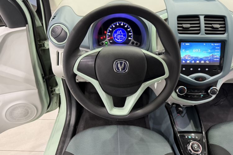 Used CHANGAN OSHAN Benni E-Star 2021 National Edition Colorful Version Lithium Iron Phosphate (31.18 kWh) Steering Wheel