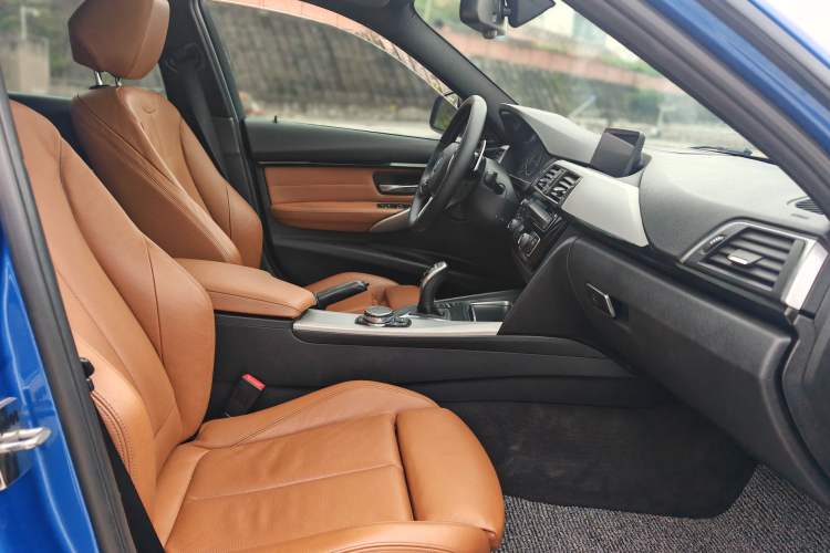 Used BMW 3 Series 2016 328i M Sport Right Front Seat