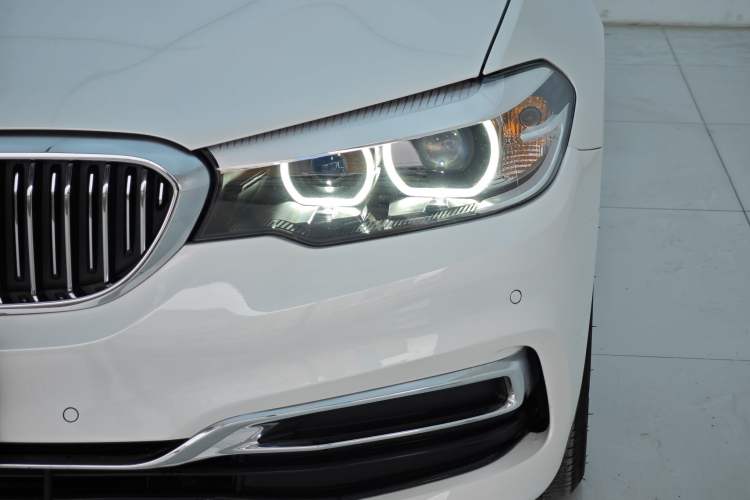 Used BMW 5 Series 2019 Facelifted 525Li Luxury Package