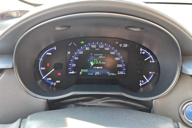 Used Toyota IZOA 2022 Dual-Motor 2.0L Yi Xing Edition
