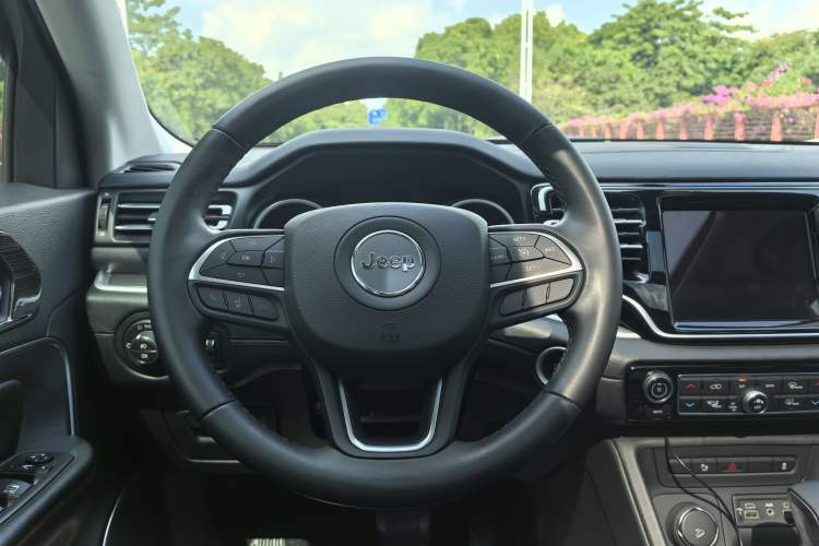 Used Jeep Commander 2018 2.0T Four-Wheel Drive Prestige Edition China V