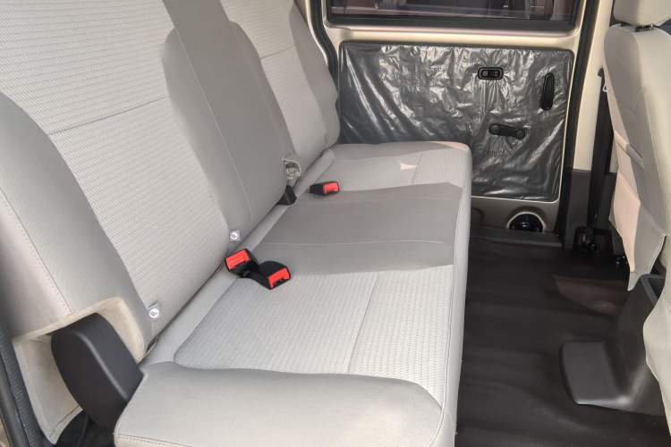 Used Wuling Hongguang V 2022 1.5L Jingqu Edition Electric-Assist LAR