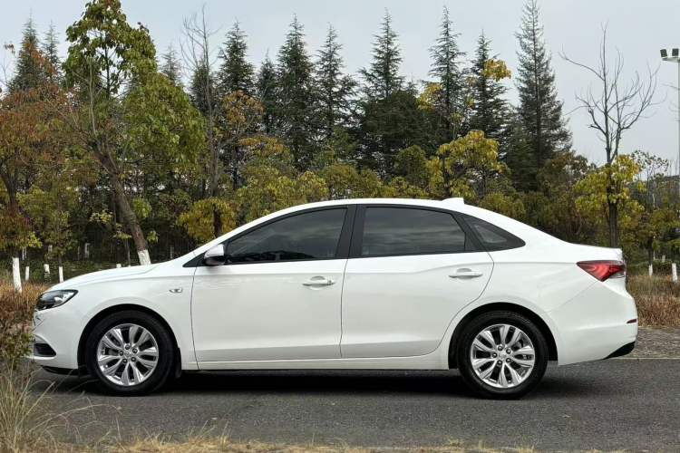 Used Buick GT 2019 15T Dual-Clutch Connected Elite Model China VI