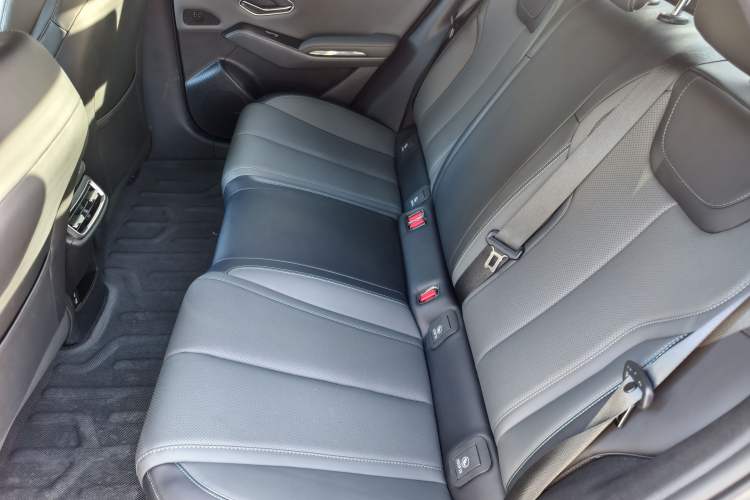 Used BYD Qin L 2025 DM-i Smart Drive 80KM Leading Model Interior 5