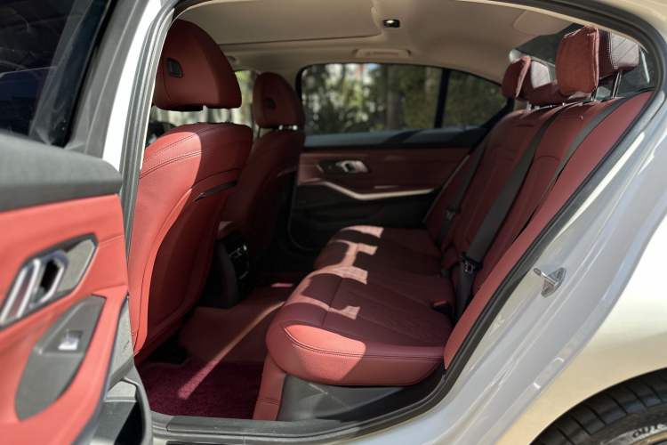 Used BMW 3 Series 2023 325Li M Sport Night Edition Package Interior 7