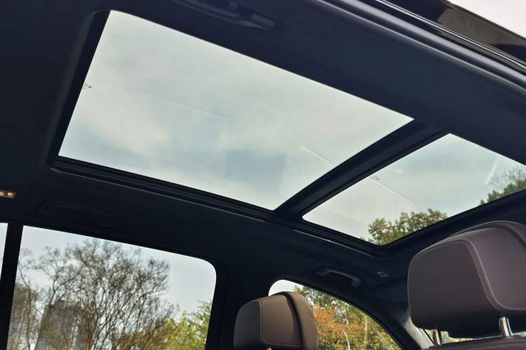 Used BMW X5 2022 Restyled xDrive 40Li M Sport Package Interior 6