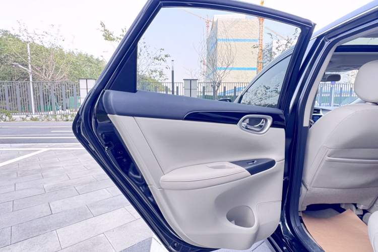 Used Nissan Sylphy 2019 1.6XV CVT Smart Connect Luxury Edition China VI Standard
