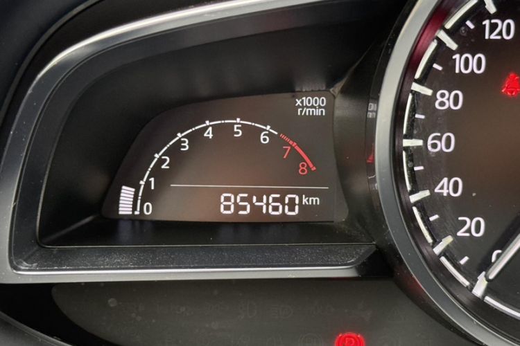 Used Mazda CX-4 2020 2.0L Automatic Two-Wheel Drive Blue Sky Leading Edition Odometer Close Up