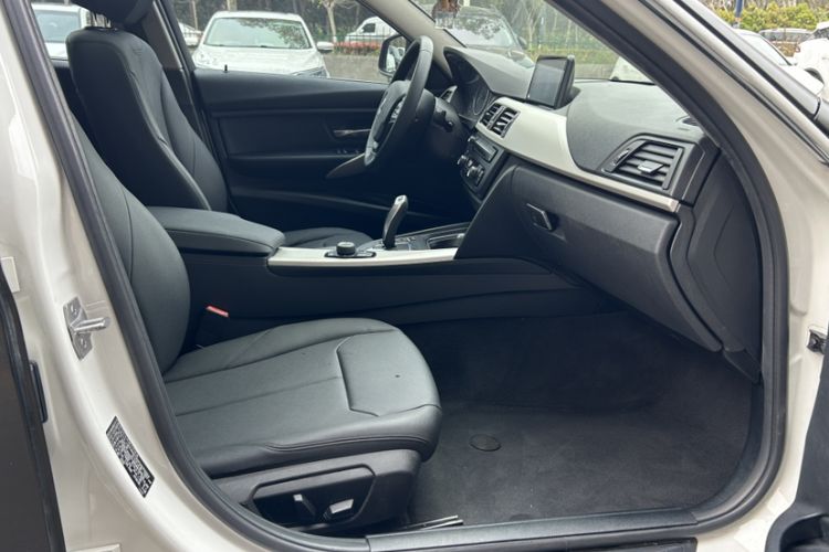 Used BMW 3 Series 2015 320Li Luxury Edition Fashion Model