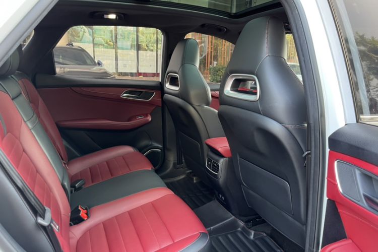 Used MG HS 2019 20T Automatic Two-Wheel Drive Trophy Super Sport Version China VI Standard Interior 1