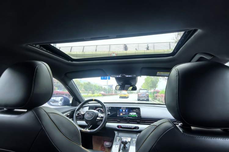 Used GAC Trumpchi EMPOW 2021 270T DCT J15 Version Headliner