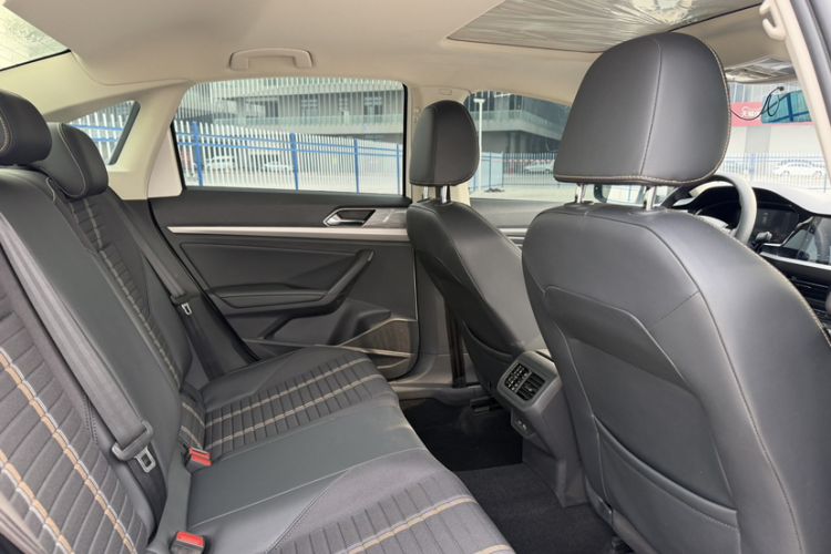 Used Volkswagen Lavida 2022 280TSI DSG Comfort Edition Interior 6