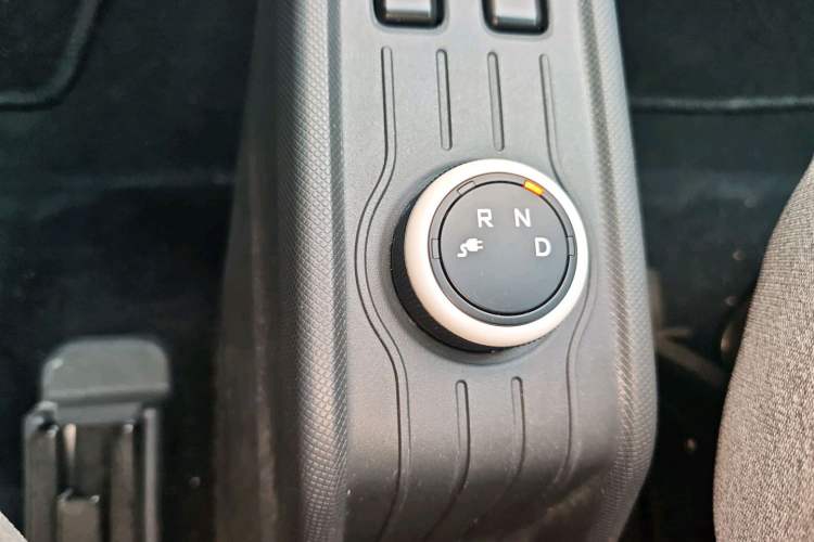 Used Wuling Hongguang MINIEV 2022 Macaron Fashion Model Lithium Iron Phosphate