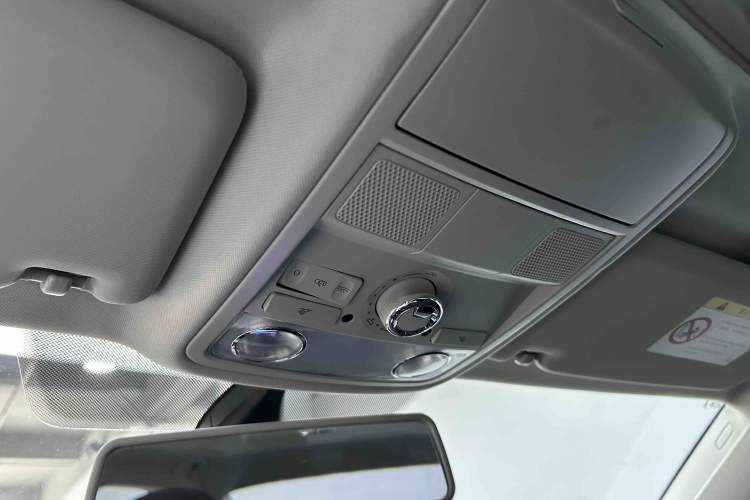 Used Volkswagen Passat 2016 330TSI DSG Luxury Edition Interior 9