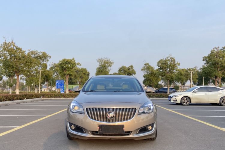 Used Buick Regal 2015 2.0L Leading Fashion Edition