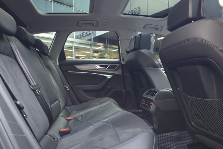 Used Audi A6 2022 allroad quattro 55 TFSI Snow Sports Edition Interior 3