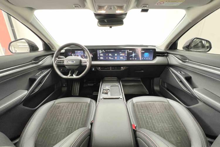 Used Ford Mondeo 2023 EcoBoost 245 Luxury Model
