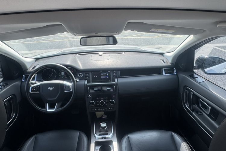 Used Land Rover Discovery Sport 2019 240 PS PURE Edition China V Standard