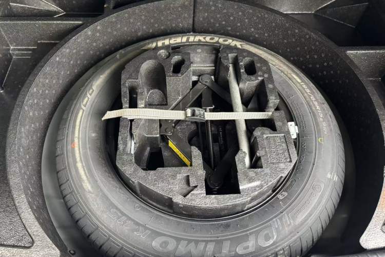 Used Volkswagen Golf 2016 1.6L Automatic Fashion Model
