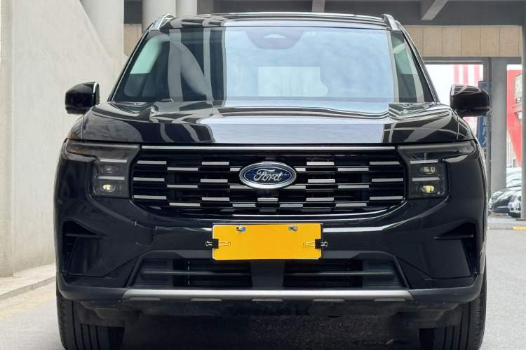 Used Ford Edge 2025 Ford Explorer L 2.0T EcoBoost E-Hybrid Two-Wheel Drive 7-Seater Luxury Model