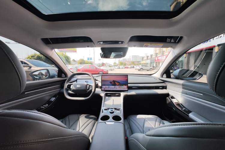 Used Geely Galaxy L6 2025 EM-i 140km Explorer+ Edition
