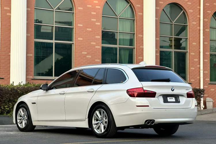Used BMW 5 Series 2014 520i Touring Edition
